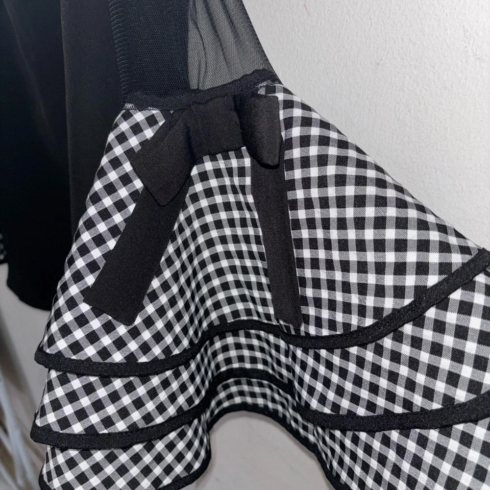 NWT Gracia Black Blouse with White Checkered Ruffle Sleeves - Picture 2 of 4